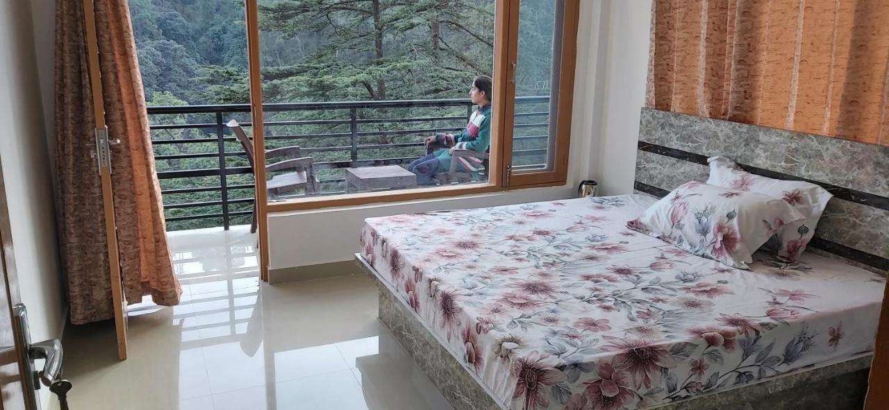 Solitude Inn Bnb שימלה מראה חיצוני תמונה