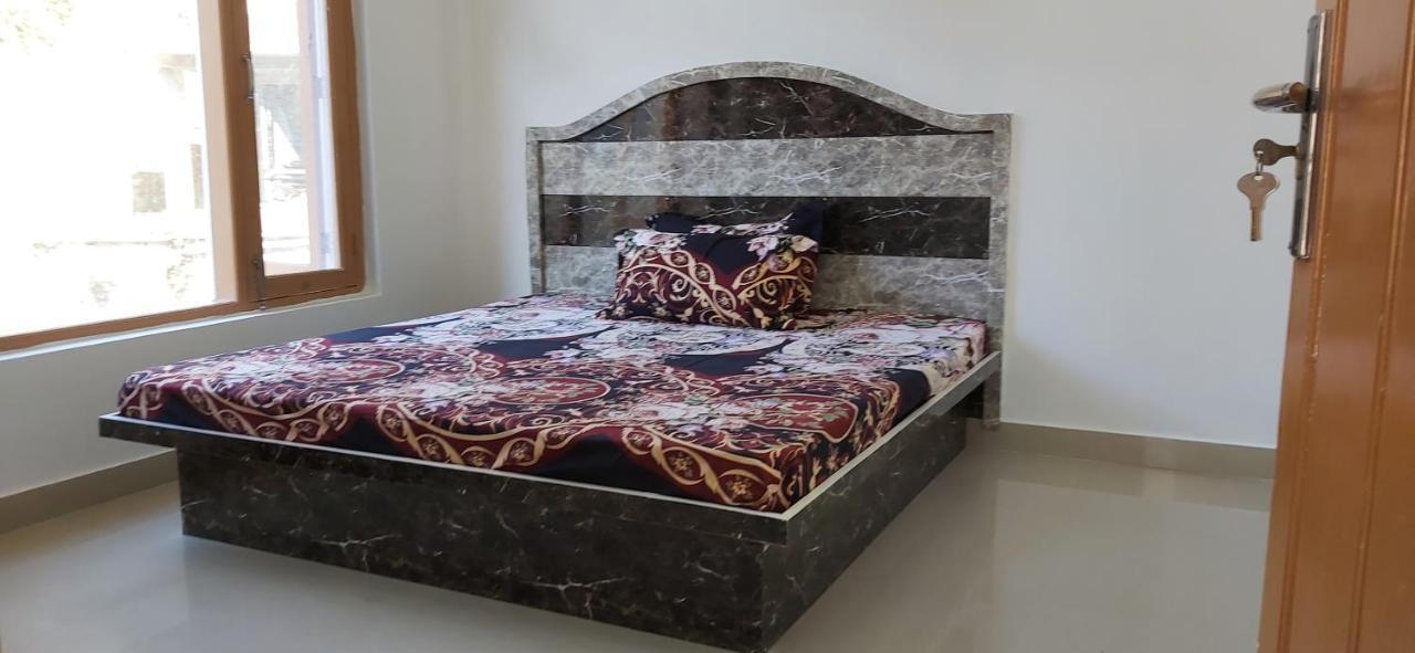 Solitude Inn Bnb שימלה מראה חיצוני תמונה