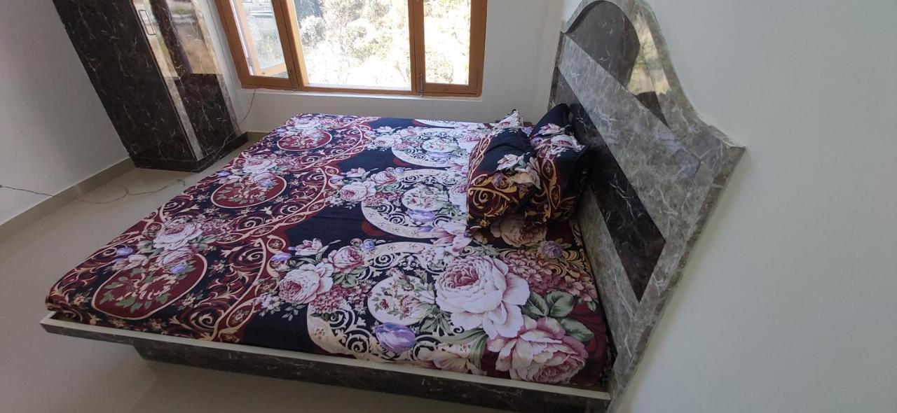Solitude Inn Bnb שימלה מראה חיצוני תמונה