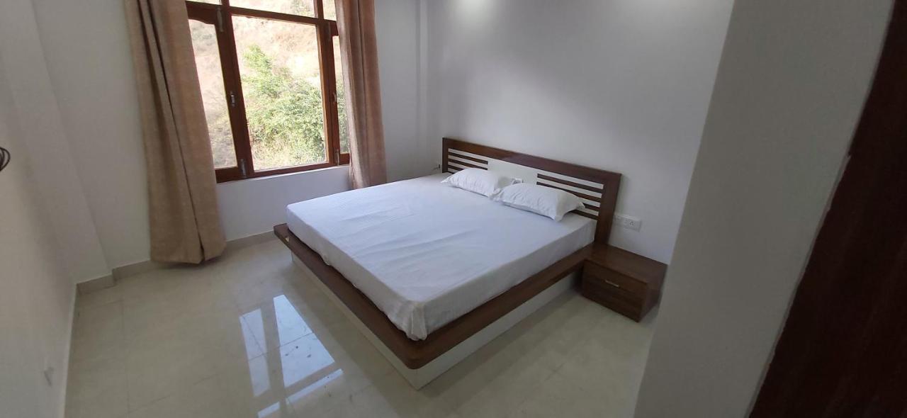 Solitude Inn Bnb שימלה מראה חיצוני תמונה